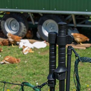 Branka k síti pro elektrický ohradník, výška 110 cm, šířka 125 cm, dvojitý hrot