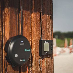 generátor energie DUO RF PDX s centrálnym ovládaním FENCE GATEWAY