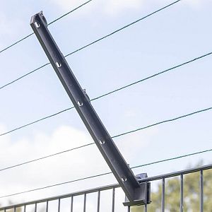 Izolátor pre elektrický ohradník s ochranou proti škodcom, dĺžka ramena 40 cm