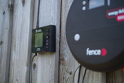 Kombinovaný RF generátor plotovej energie DUO RF EDX a centrálne riadiace zariadenie FENCE WiFi GATEWAY GW100