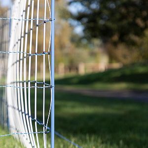 Modrá síť pro elektrický ohradník proti vlkům, výška 122 cm, délka 50 m, dvojitý hrot