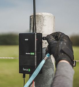 Monitor MX10 Control sa ovláda pripevnením magnetu