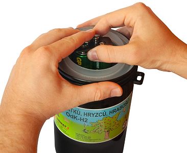 OdK-H2 Plašič krtov, odpudzovač krtov, hryzcov, hrabošov + batérie