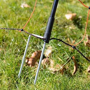 Sada elektrického ohradníka, preventívna ochrana proti vlkom, vysokonapäťové napájanie - 2× sieť