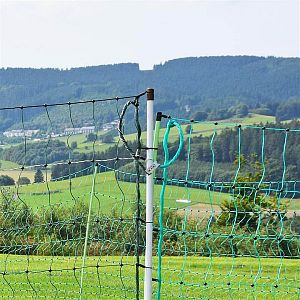 Vchodová branka k elektrické ohradníkové síti